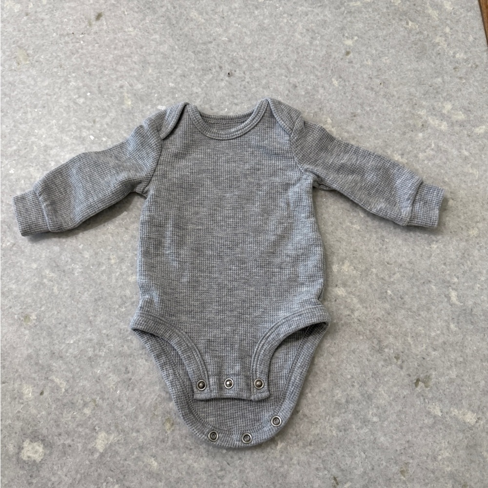 Carter’s Longsleeve Waffle Knit Bodysuit Onesie NB